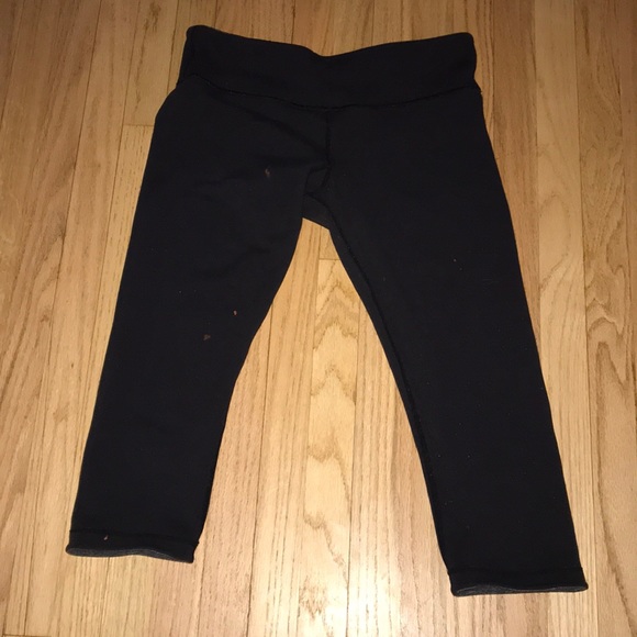 Lulu Lemon cropped pants - Picture 3 of 3